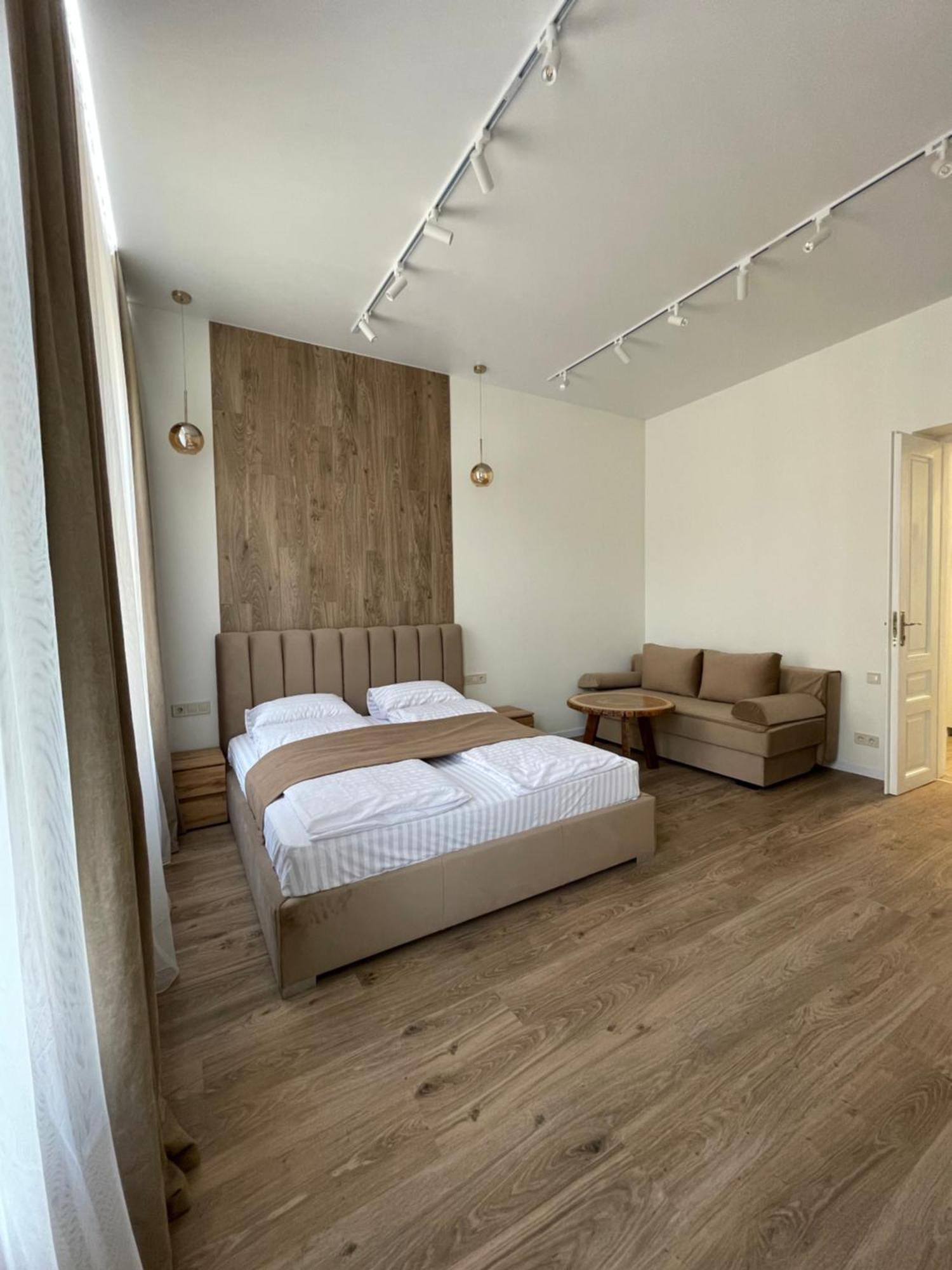 Тиктора, 3 Центр Apartment Lviv Bagian luar foto